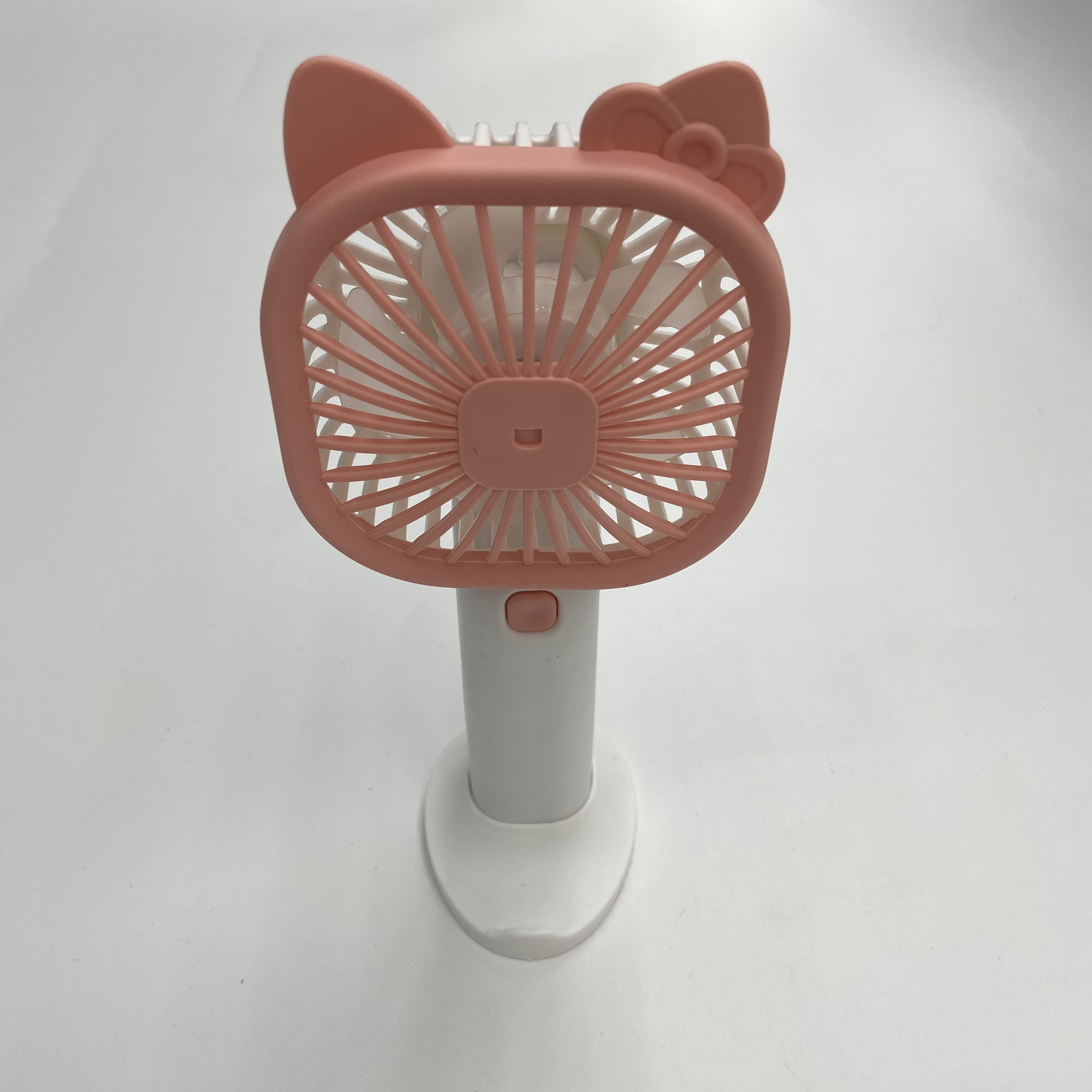 风扇白底实物图