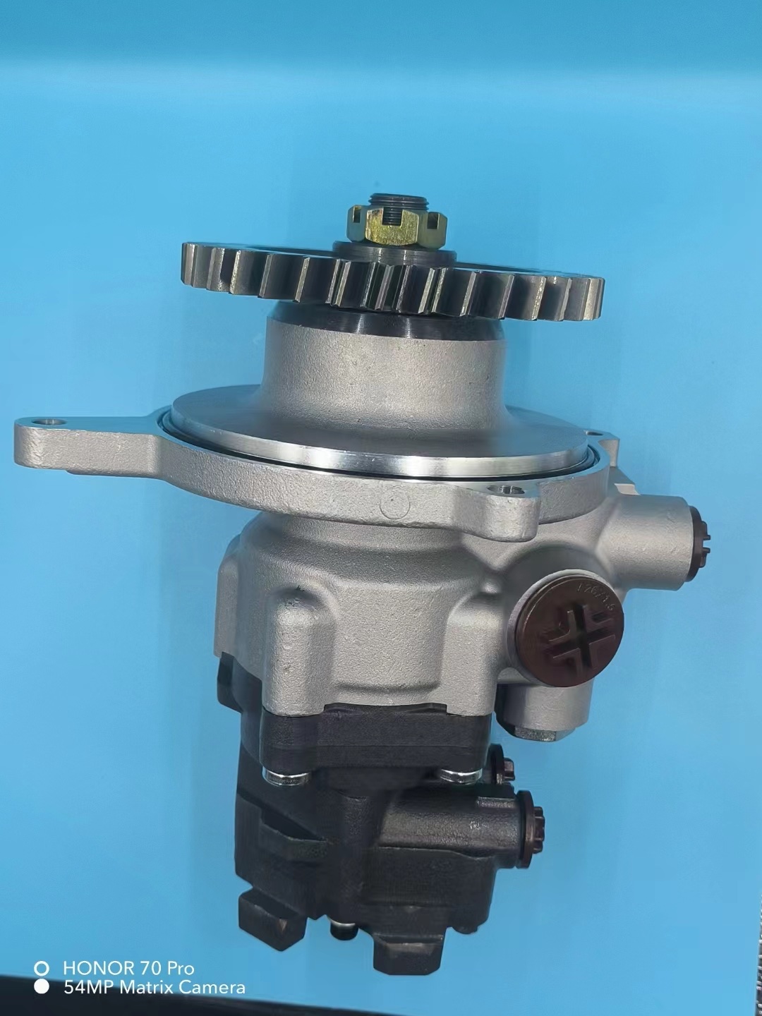 European heavy truck hydraulic steering booster pump :20453450 7421077101 24424074