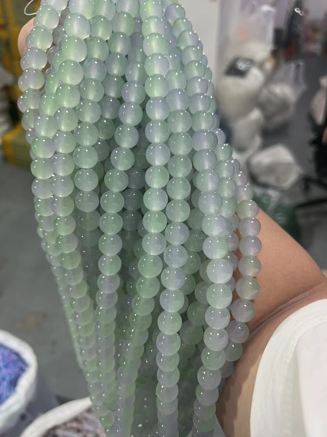 Jade bead gradient color live-streaming bestseller card: 12mm glass imitation jade bead gradient two-color round bead material DIY bracelet, necklace, hairpin and accessory
