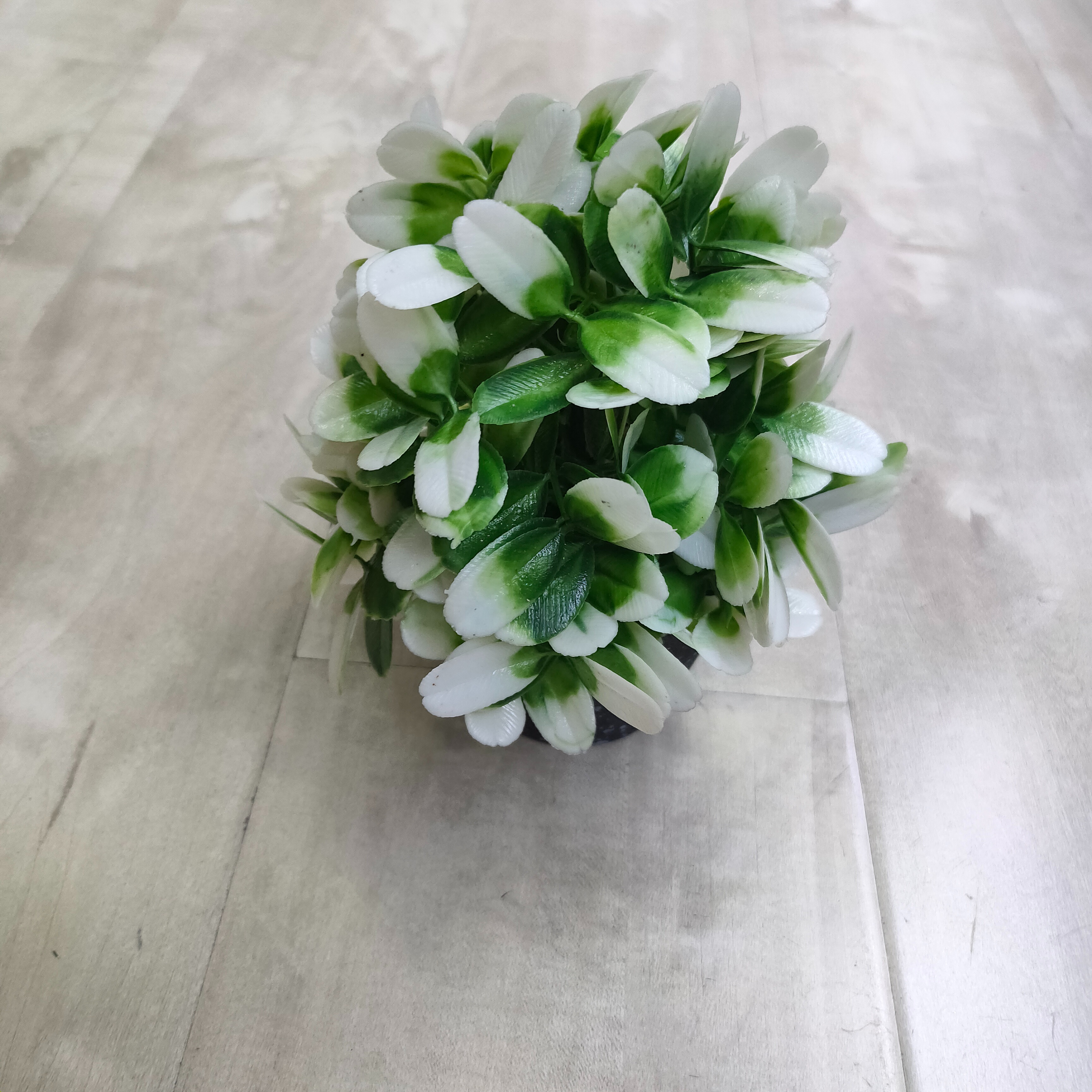 Artificial potted plant decoration environment and natural beautification device for home interiors Specification image