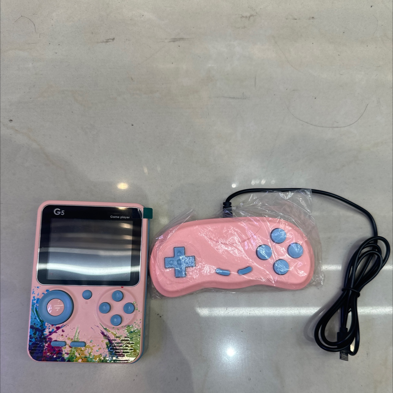 家用游戏机实物图