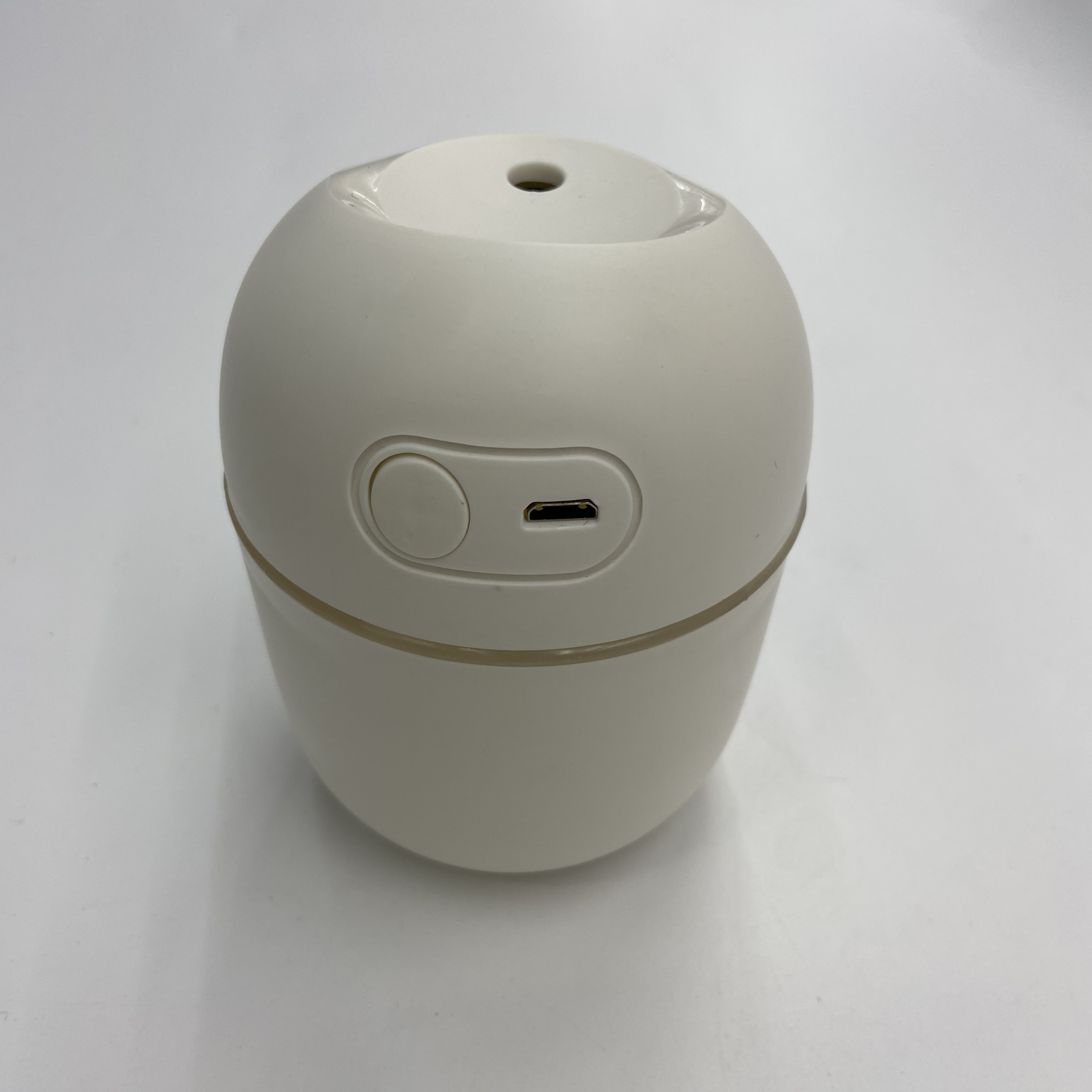 Nuevo pequeño Y USB humidificador de huevo para el hogar gran volumen de pulverización instrumento de hidratación portátil aromaterapia de coche Application Scenario