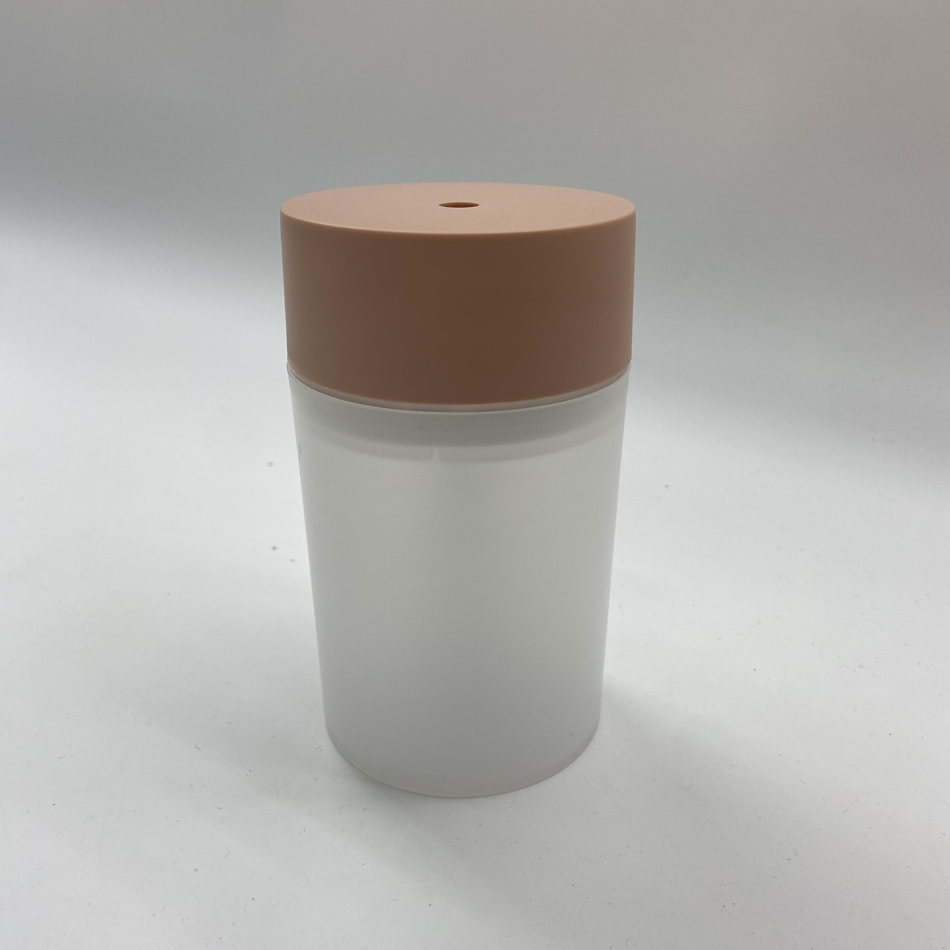 Car Humidifier, creative gift, hydration device, mini aroma diffuser, desktop office and home spray Specification image