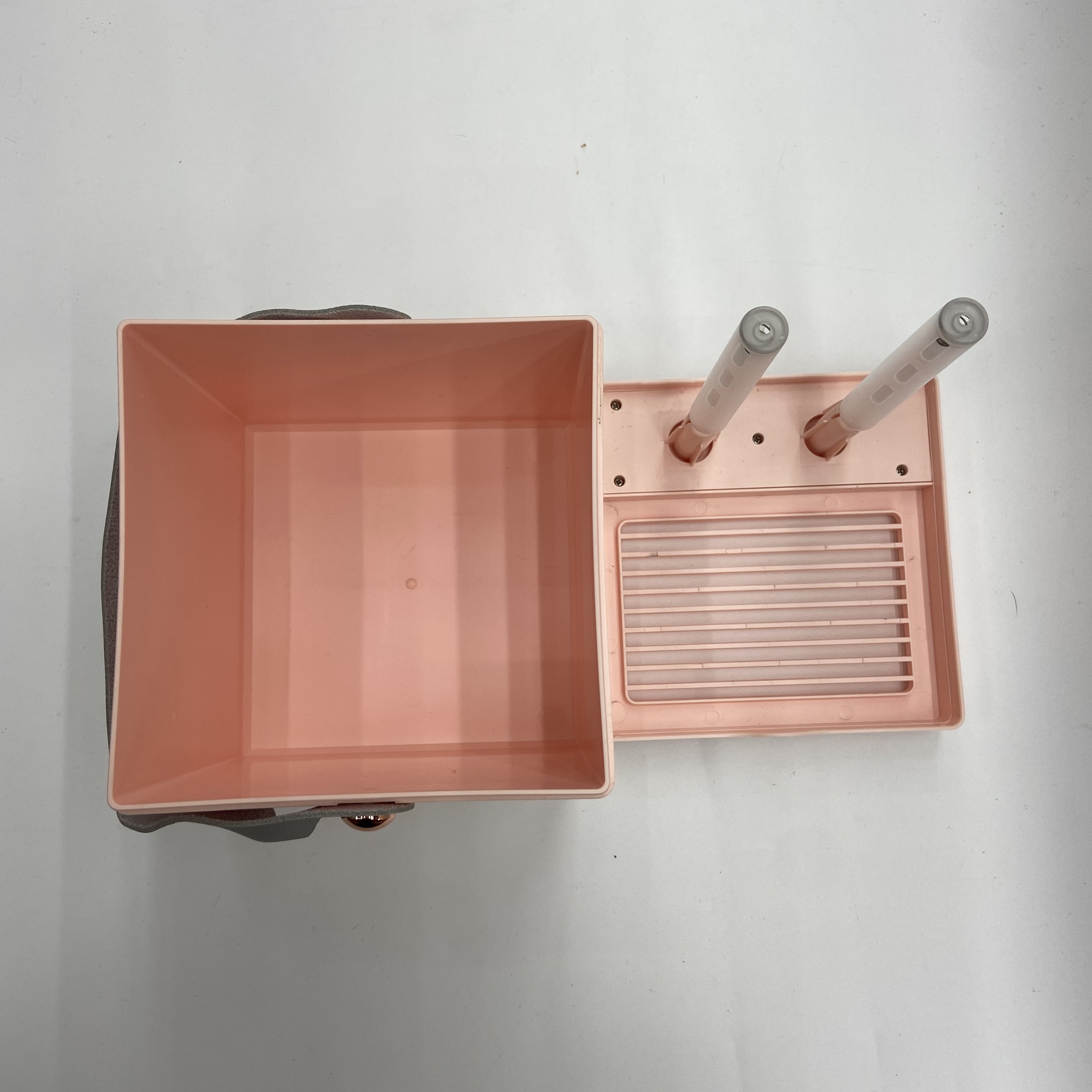 加湿器白底实物图