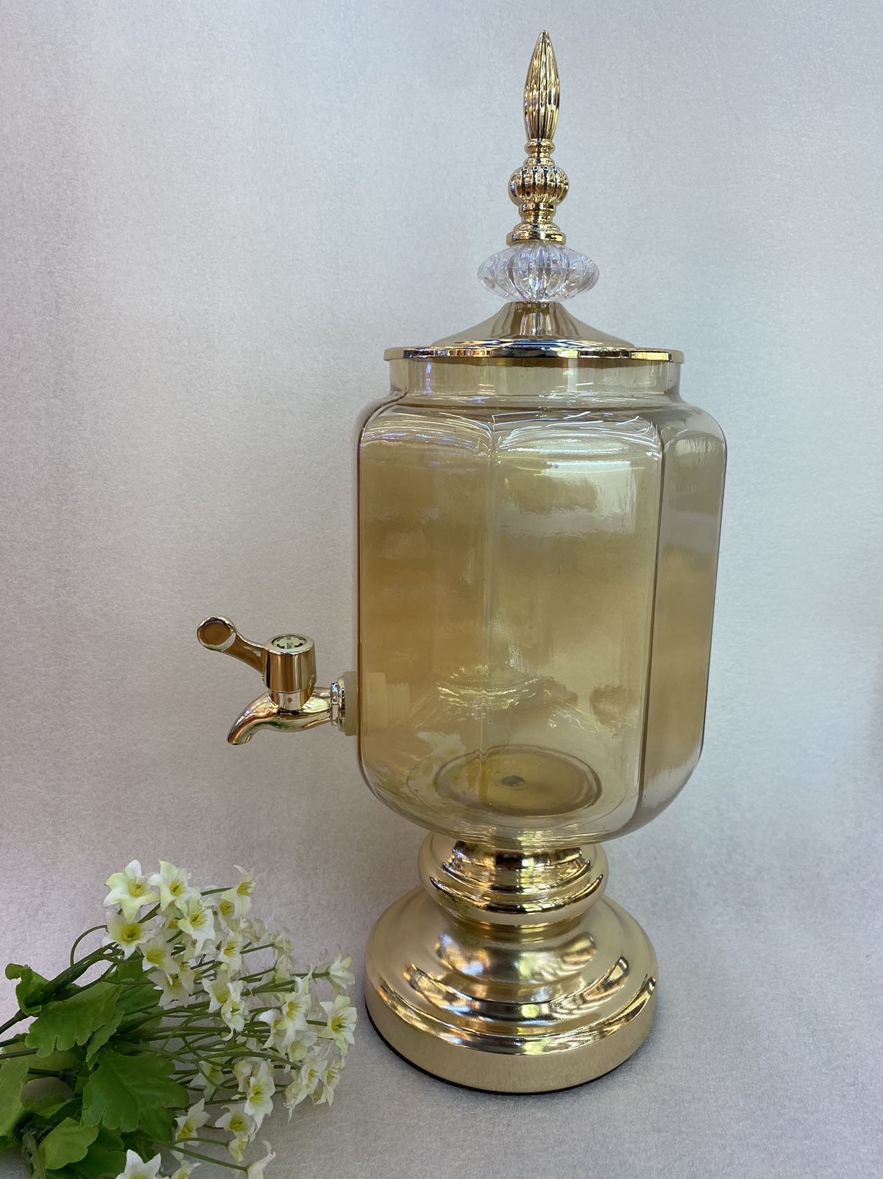 European juice jar with faucet thumbnail