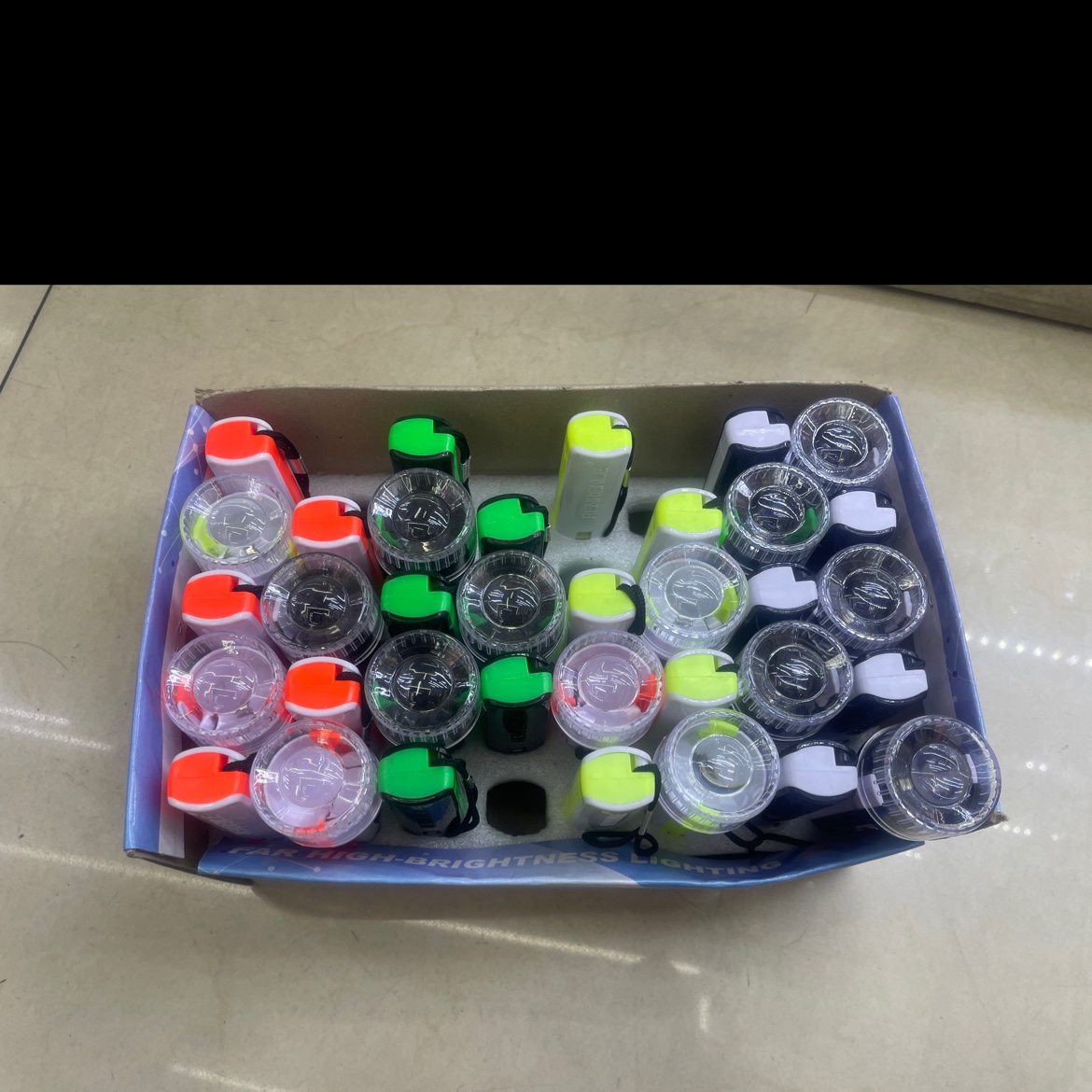 98K Mini Button Battery Flashlight details Picture