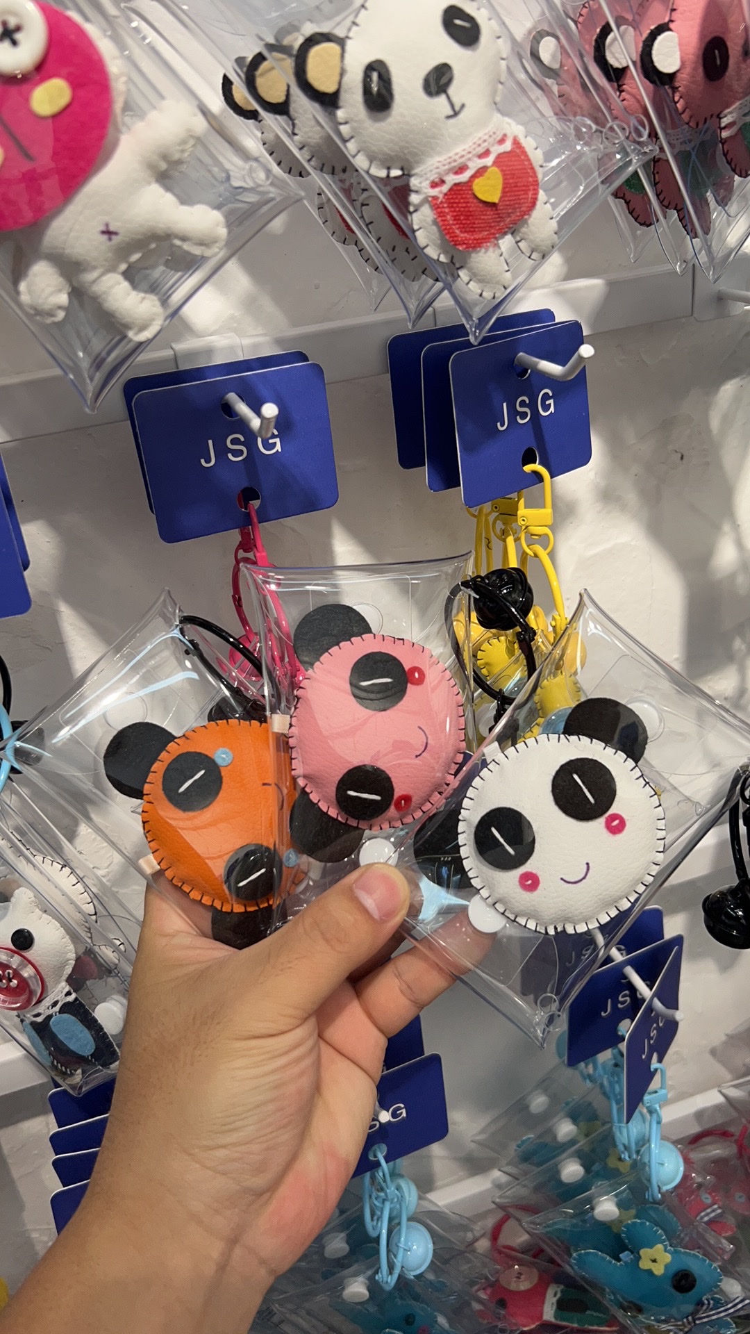 手工熊猫钥匙扣