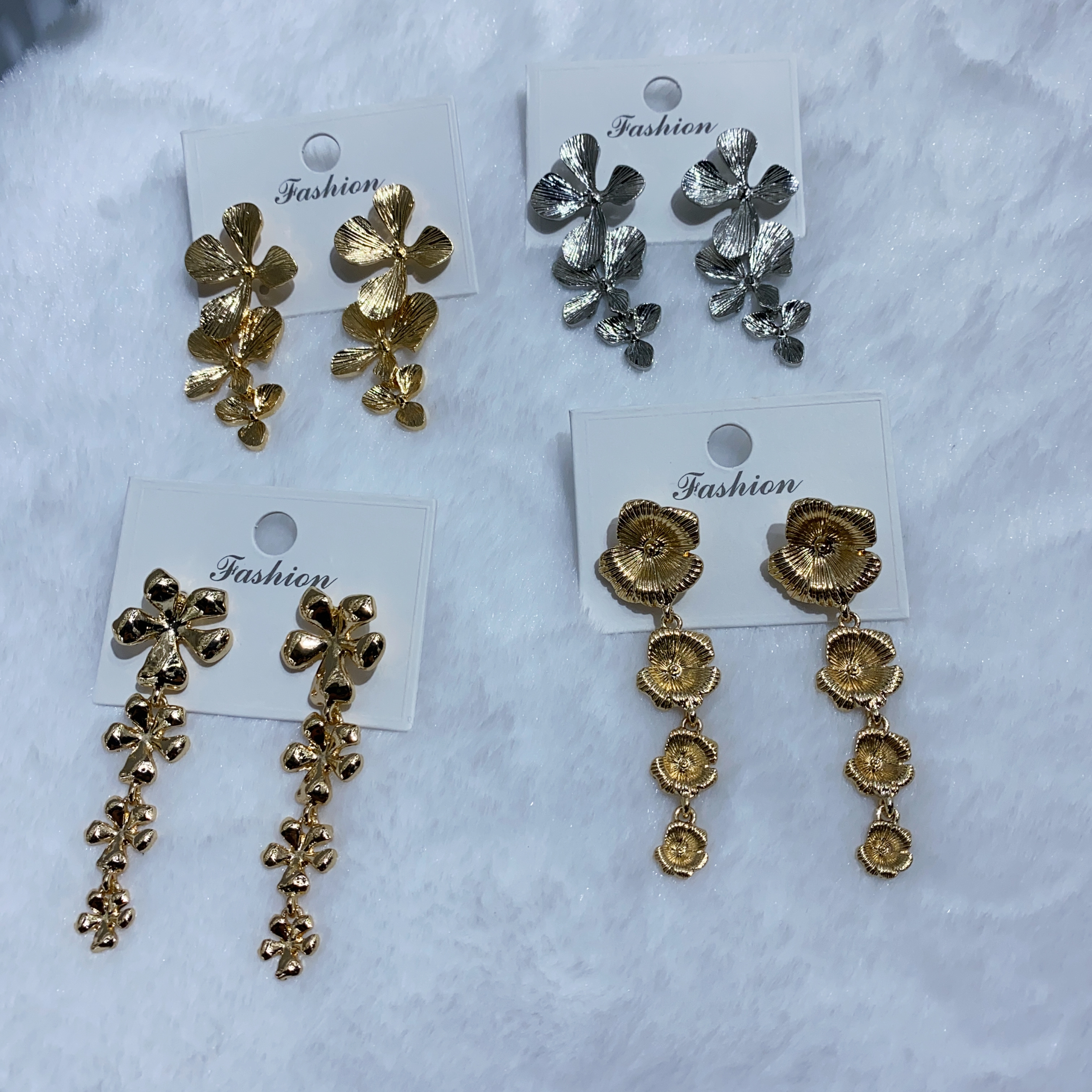 Trendy earrings