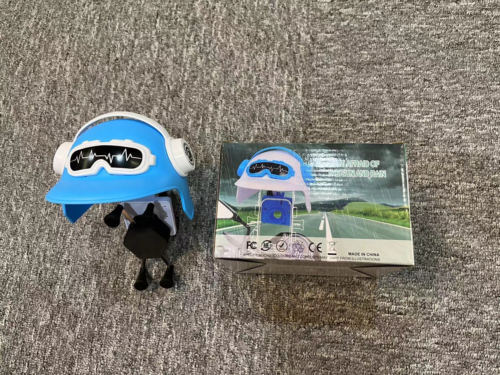 Small helmet motorcycle stand, small helmet bicycle stand, small helmet motorcycle stand, sunshade and rain protection Application Scenario