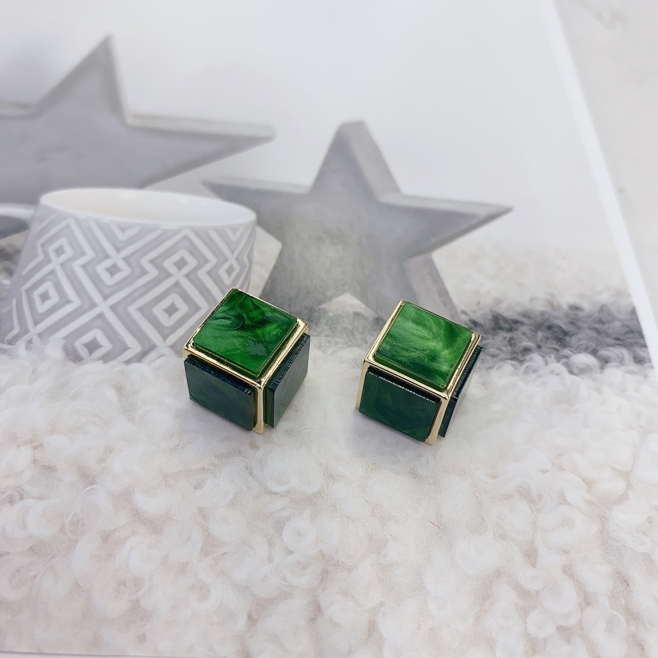 清装一打，一打12对一包