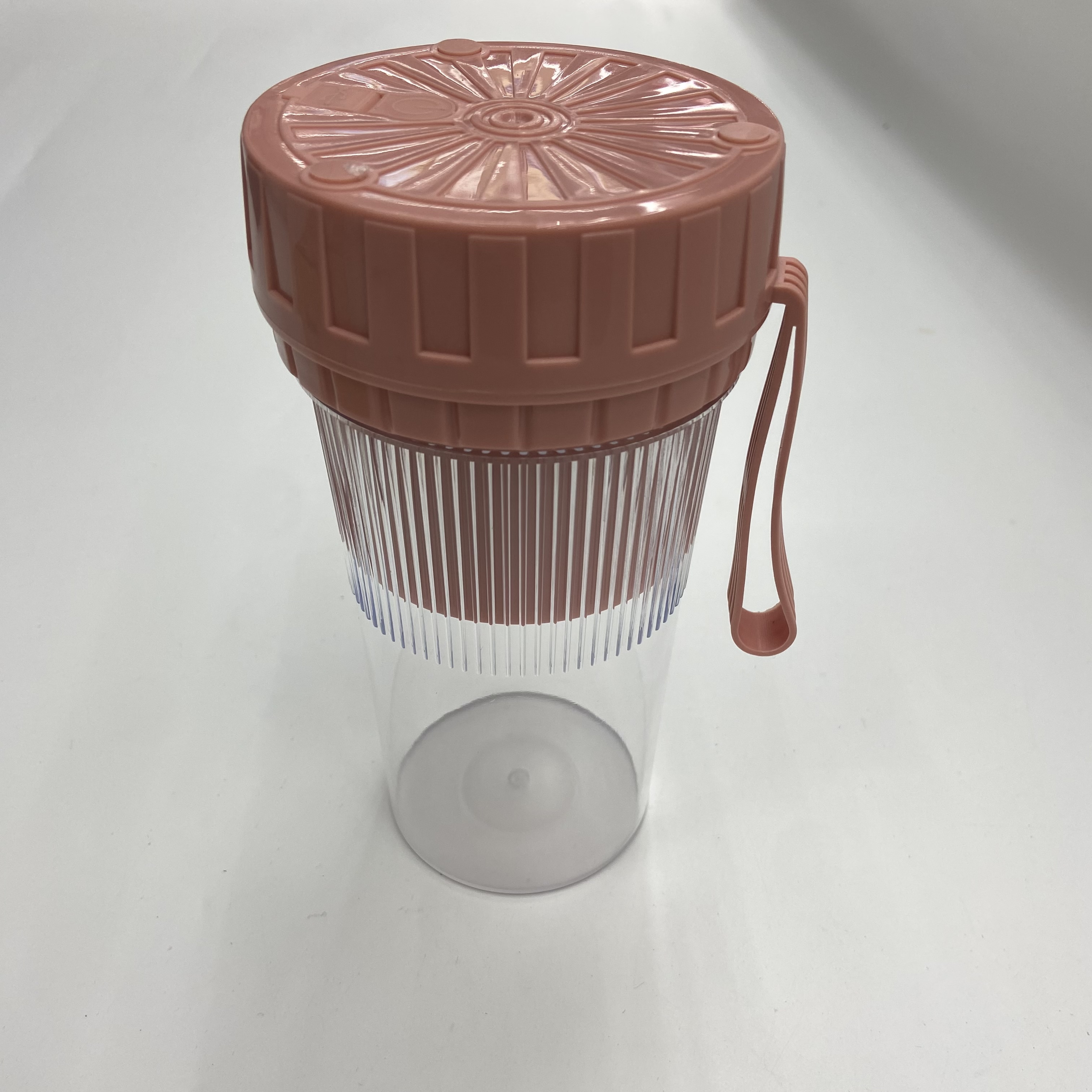 عصارة محمولة من الميثانول، عصارة منزلية صغيرة Specification image