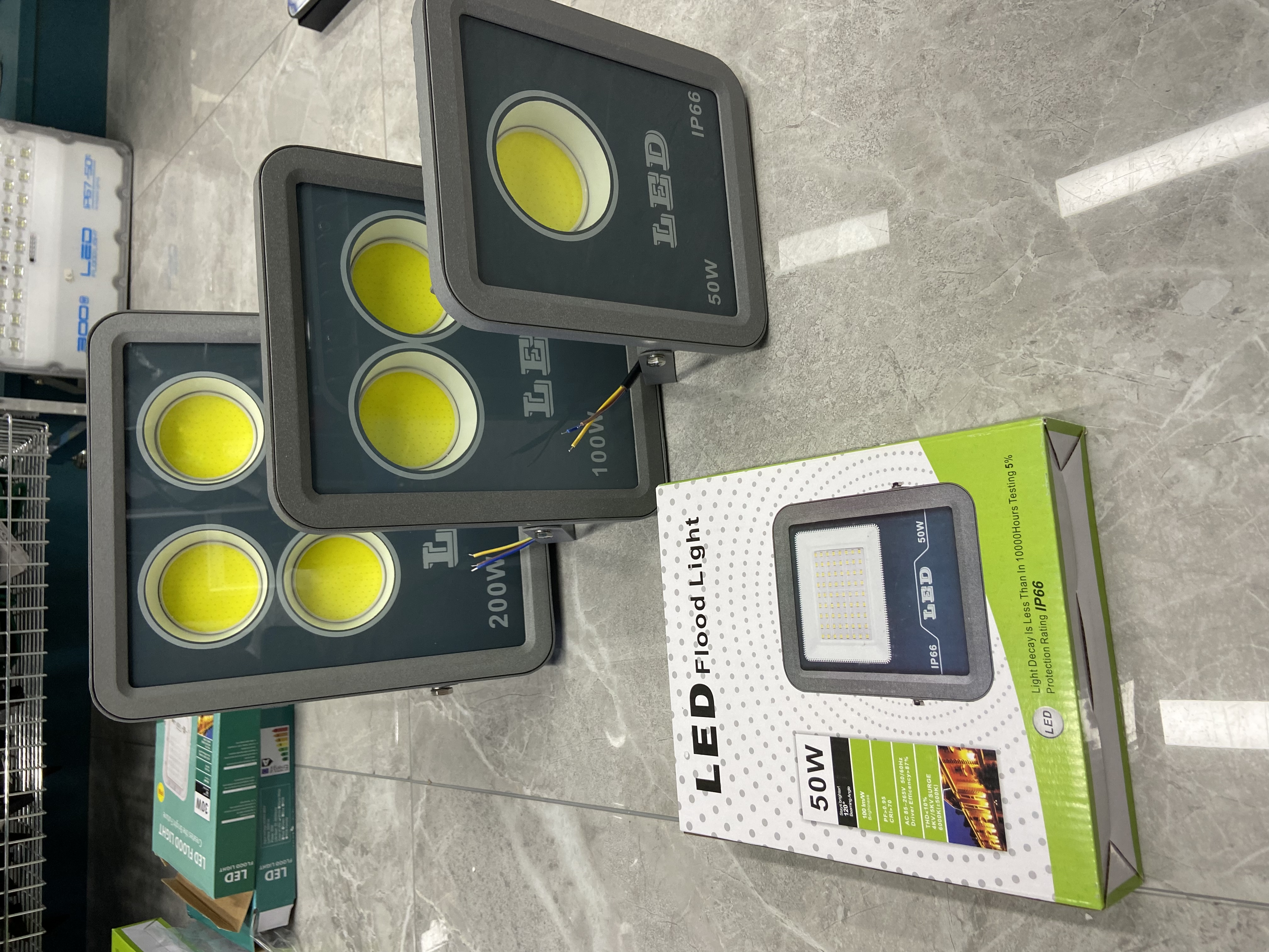 Ultra-bright 8013 Led floodlights, 50W, 100W, 200W, 300W, 400W outdoor waterproof floodlights and spotlights for lighting