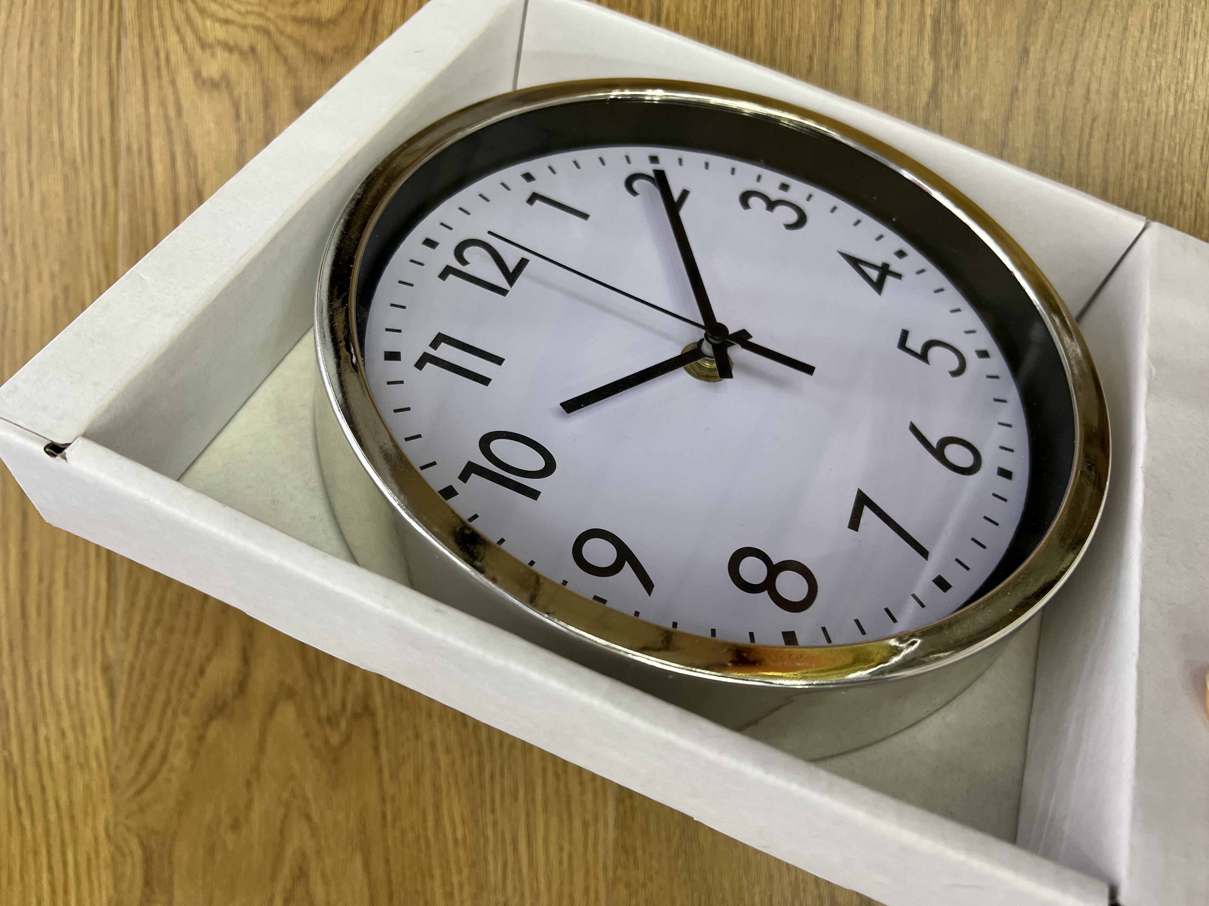 挂钟/简约挂钟/电镀钟产品图