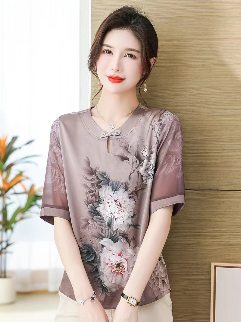 The 2023 new women's clothing with purple and gold floral tops for the middle-aged and elderly