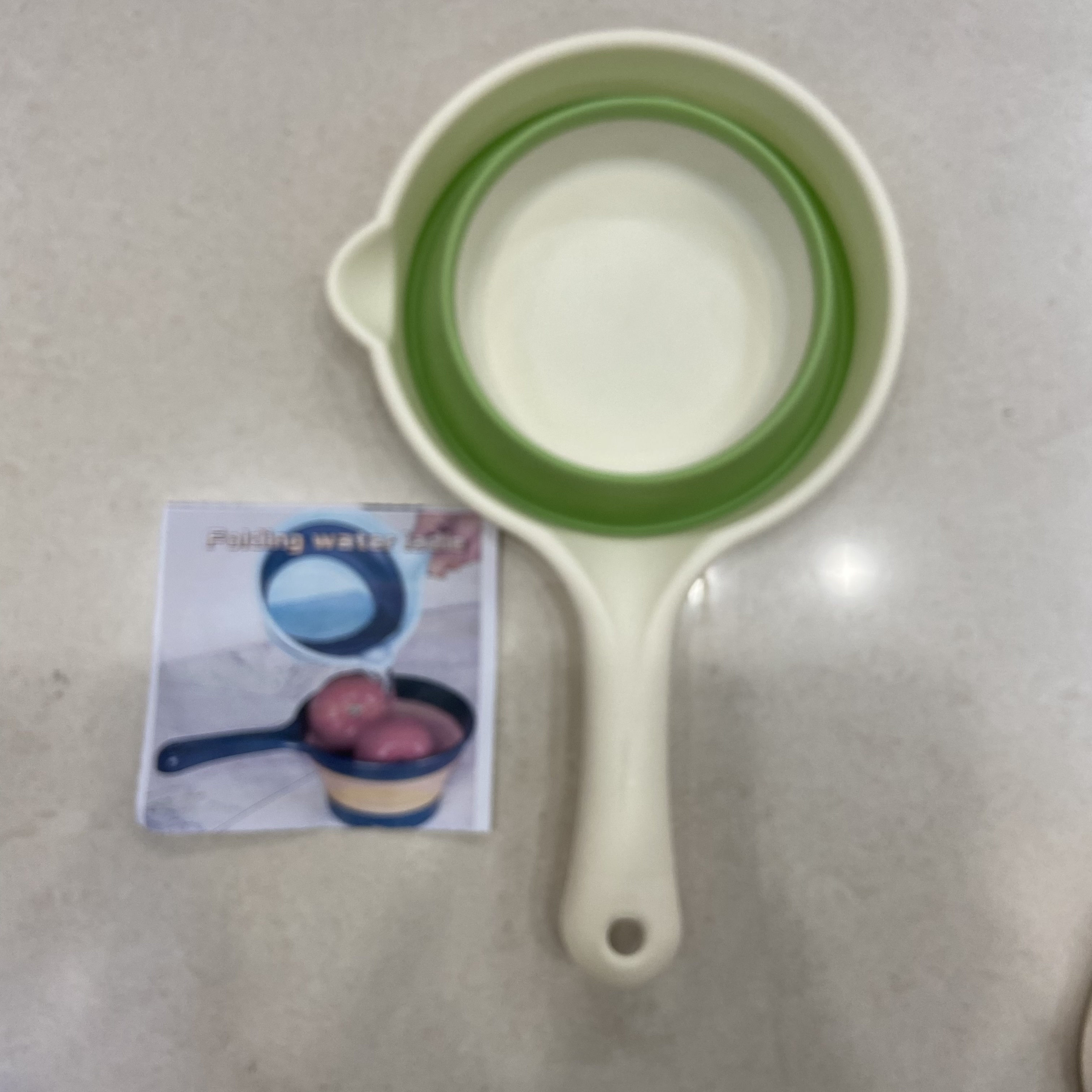 家用长柄折叠水瓢厨房便携式塑料加厚水勺可悬挂漂流水舀浇花水勺图