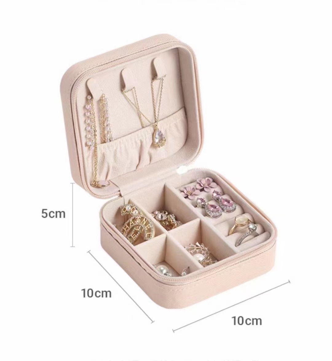 首饰盒白底实物图