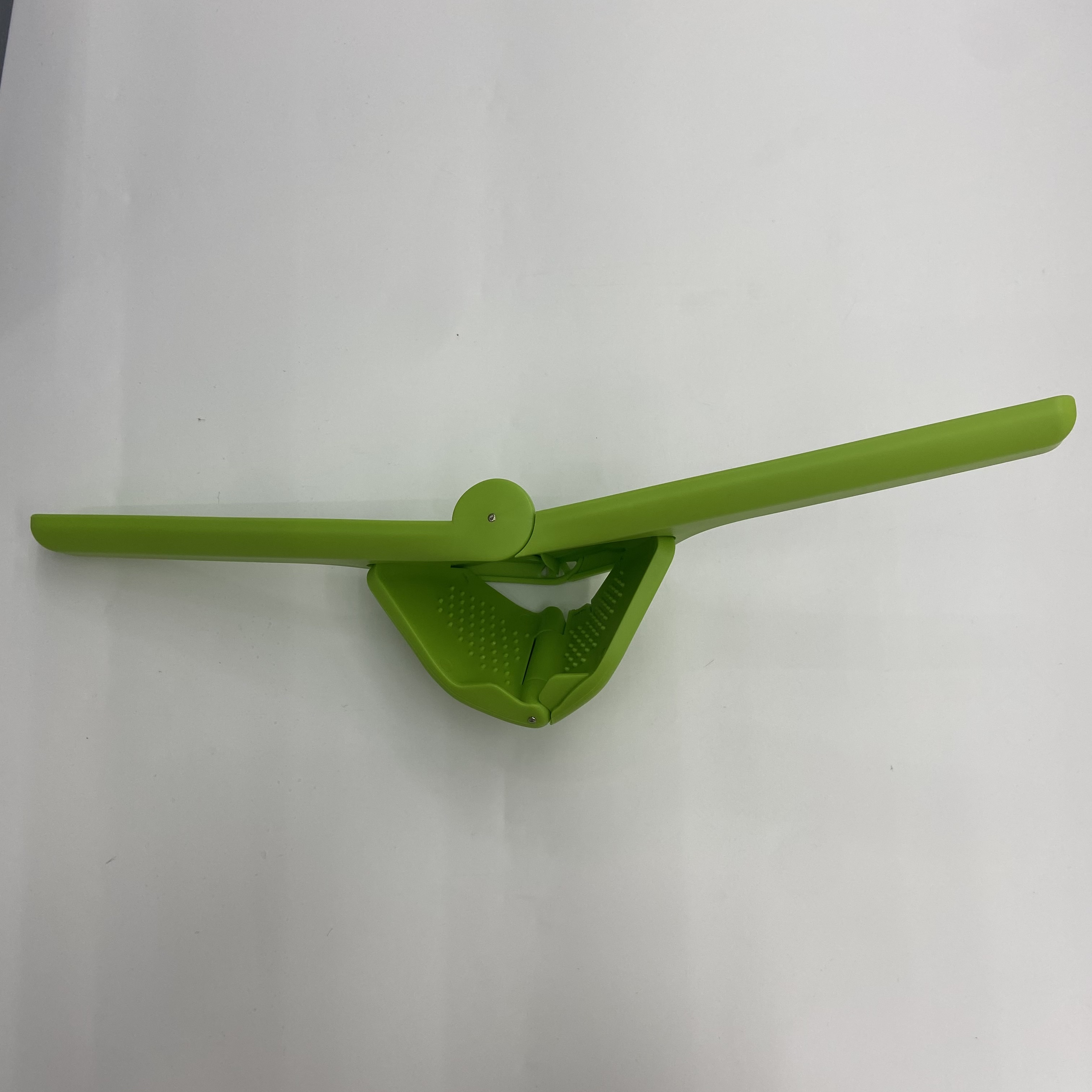 Easy to Squeze Manual Juicer er عصارة الليمون يدوياً قابلة للضغط Application Scenario