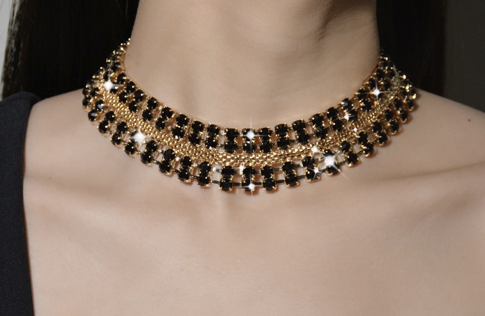 Light luxury full diamond necklace, short and simple Japanese and Korean style, metal personality, exaggerated and color-block chain cxzs