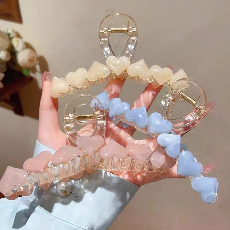 National Trend Series ~ Jelly Heart Grab clip, large, niche, high-end Hairpin, women's back head summer clip headwear Item Picture