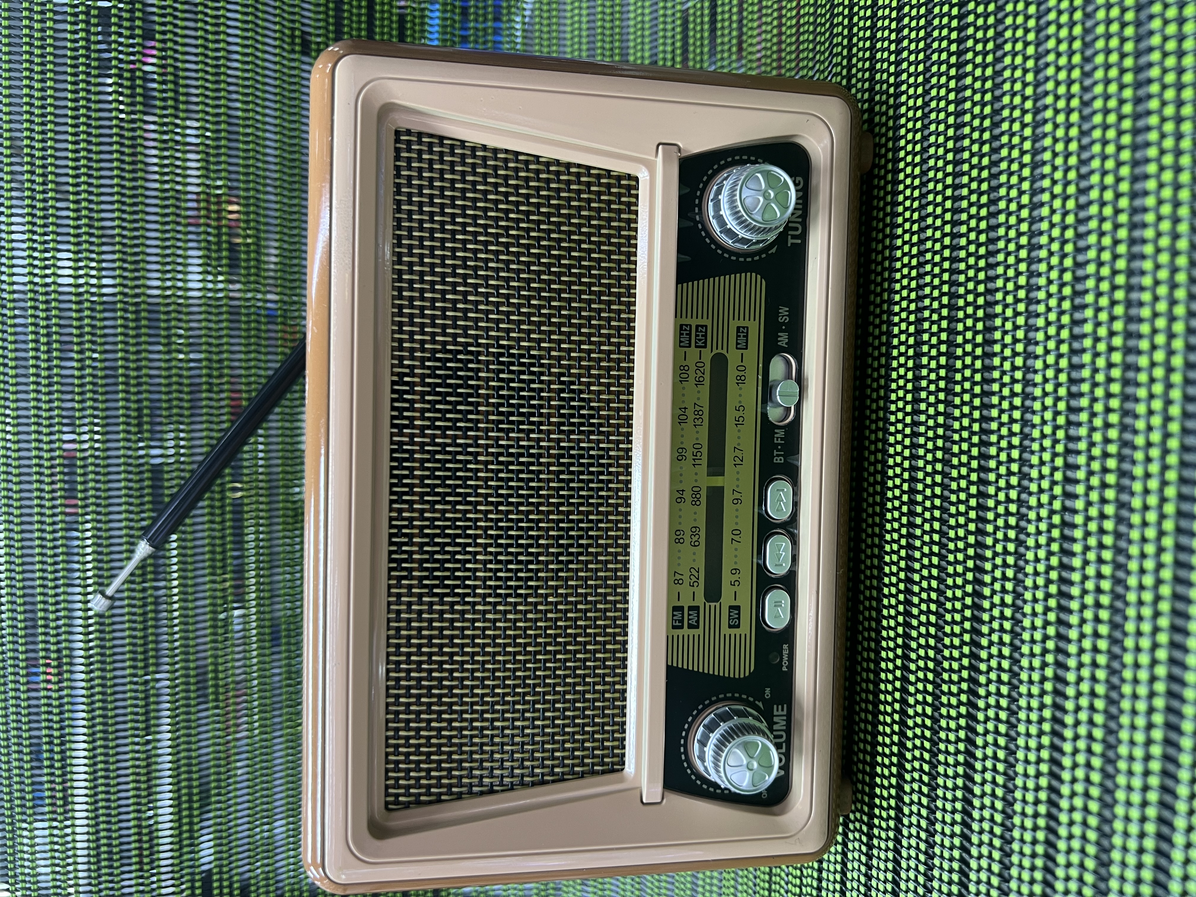 M-553Bt Radio