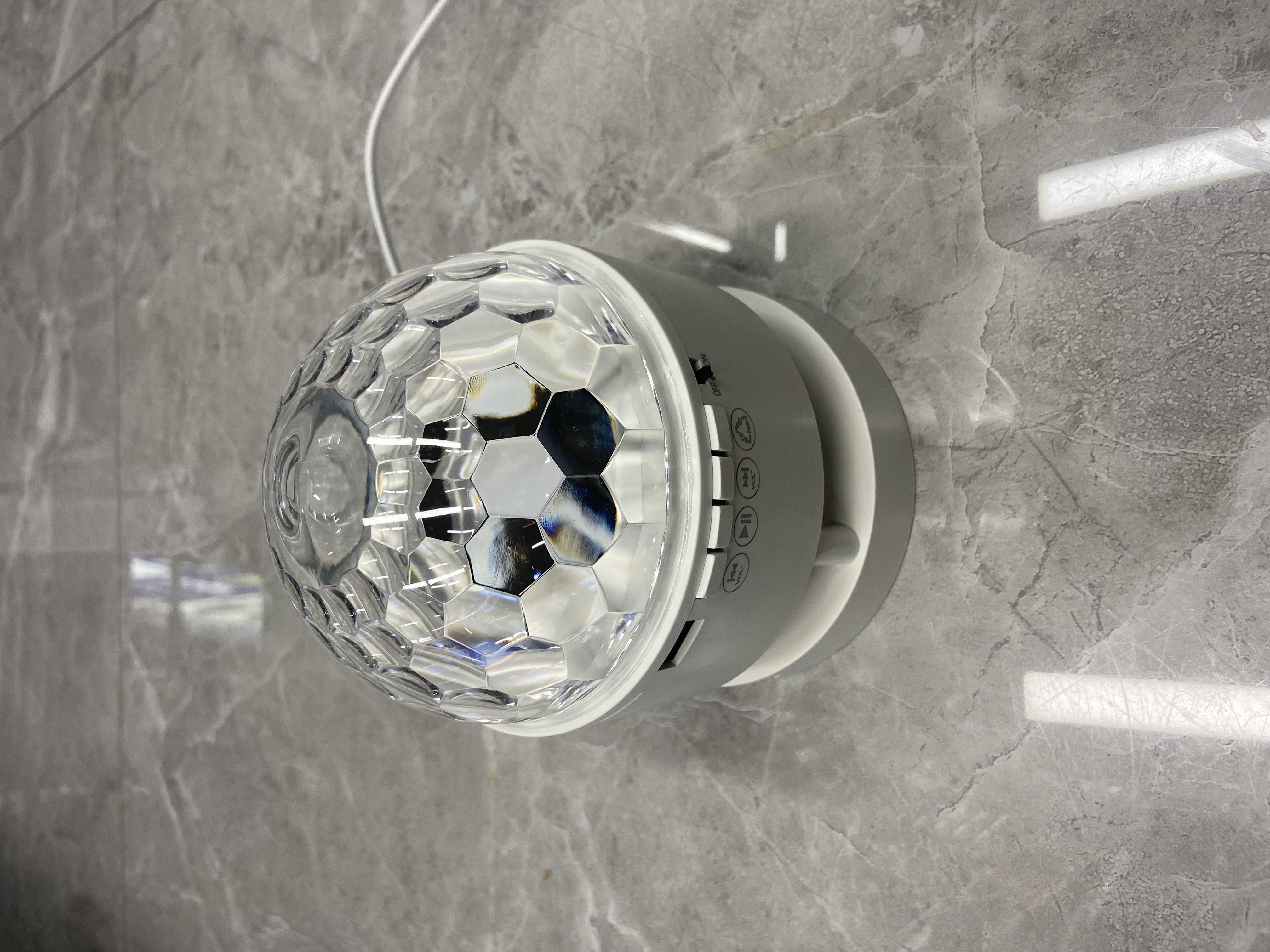 大摩球18W闪光灯旋转七彩灯水晶魔球酒吧灯 跳舞灯迪厅舞台灯光