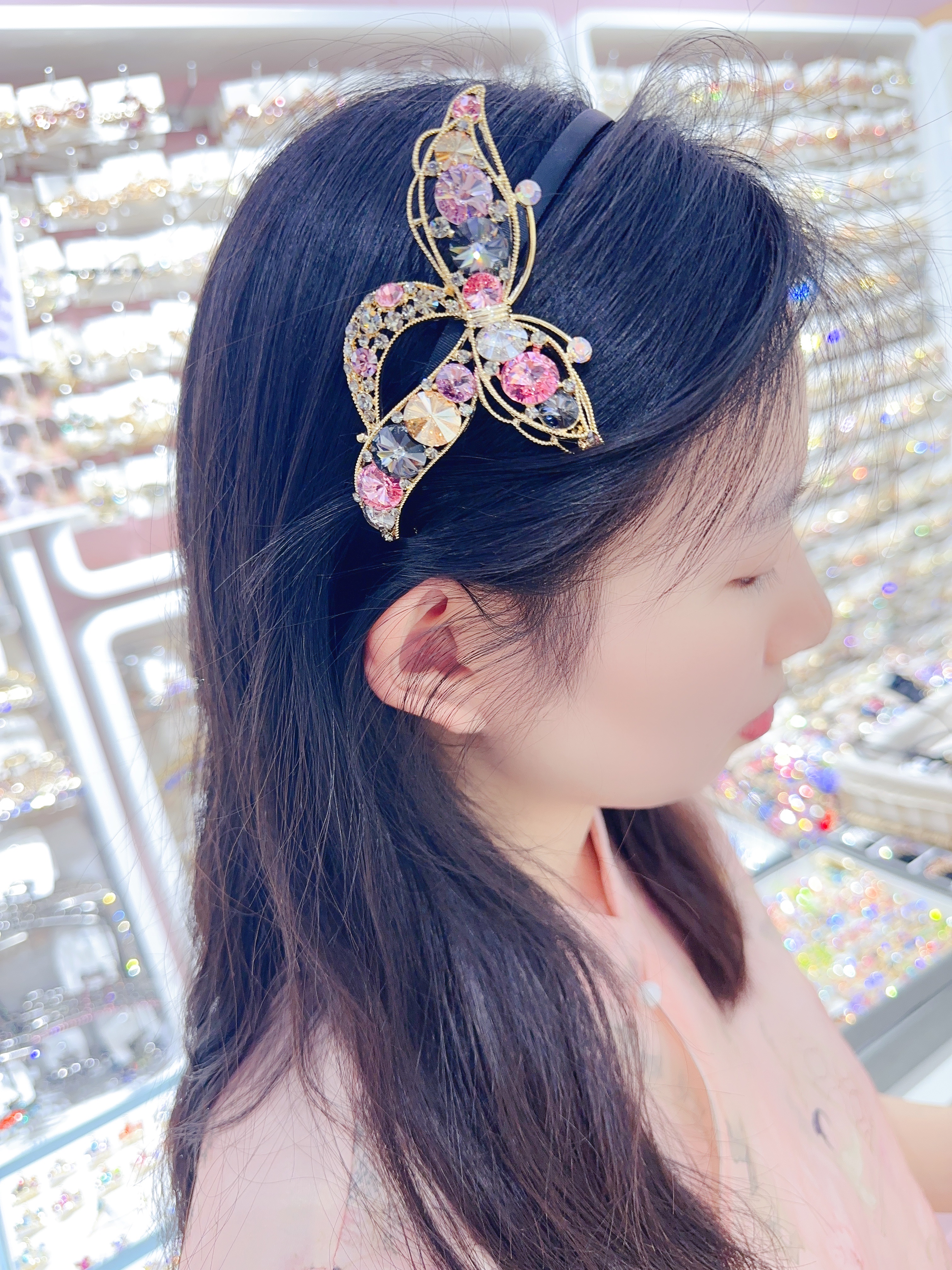 Headband details Picture