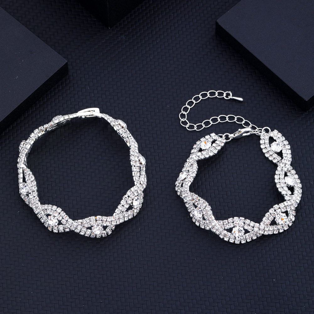 Exquisite and luxurious rhinestone full diamond bracelet, cross-border hip-hop style fashionable diamond-encrusted Cuban chain bracelet Cxzs details Picture
