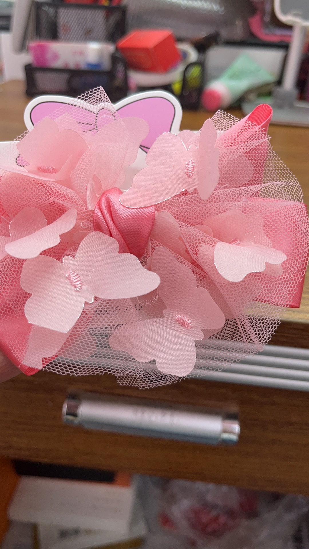 蝴蝶花A区2楼八街头上3571店面欣瑶饰品批发韩版时尚潮流爆款热卖好货推荐蝴蝶夹子