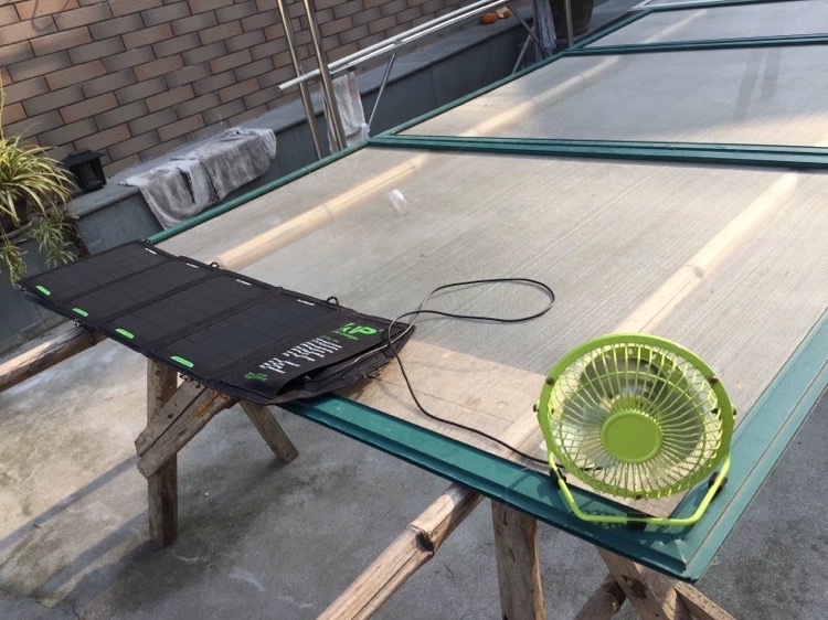 21W Portable Folding Solar Charger Treasure Mobile Phone Mobile Power Outdoor Smart Charging Board Waterproof details Picture