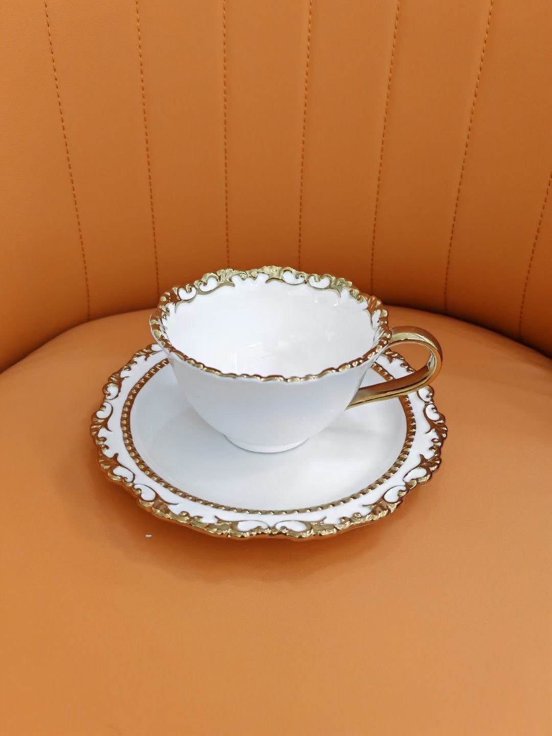 Gilded bone China coffee cups, European tea sets, ceramic English afternoon tea cups Item Picture