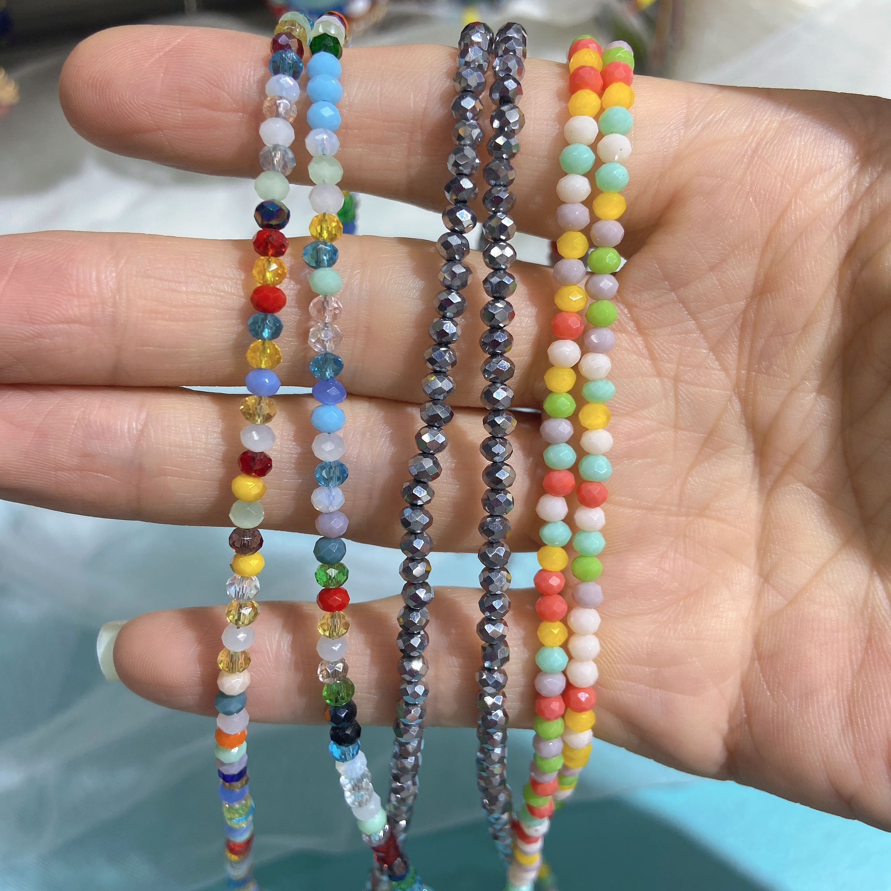 Crystal necklace Item Picture