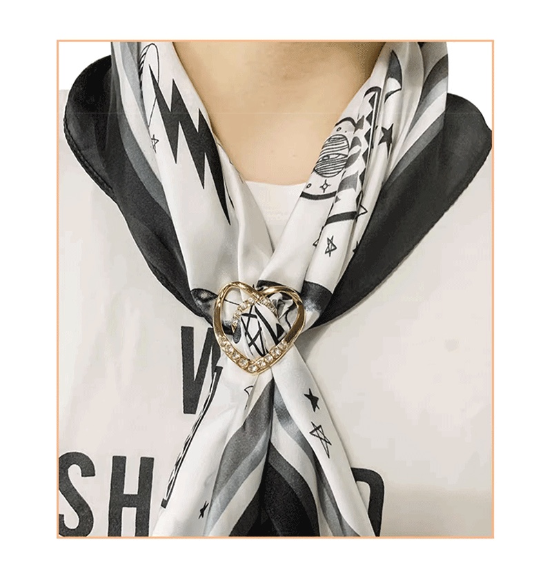 Hot Silk Scarf Buckle