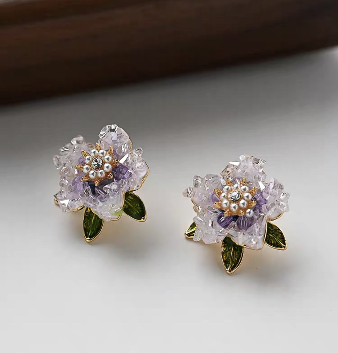 Korean Retro Light Luxury High Sense Of Original Design Crystal Flower Earrings Fate Season