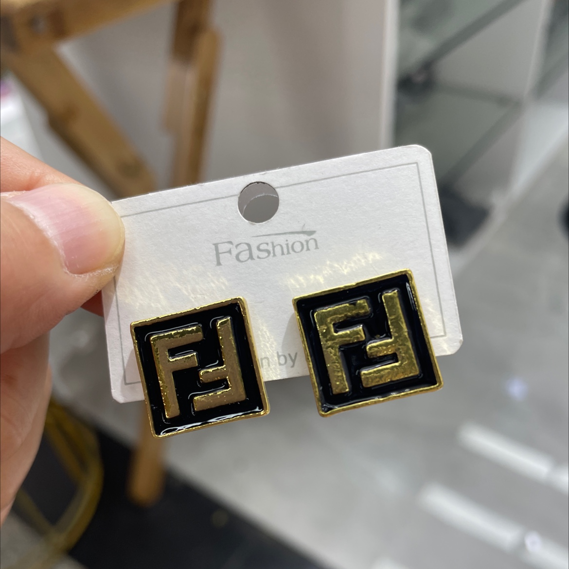 欧美风耳环一对、一打装