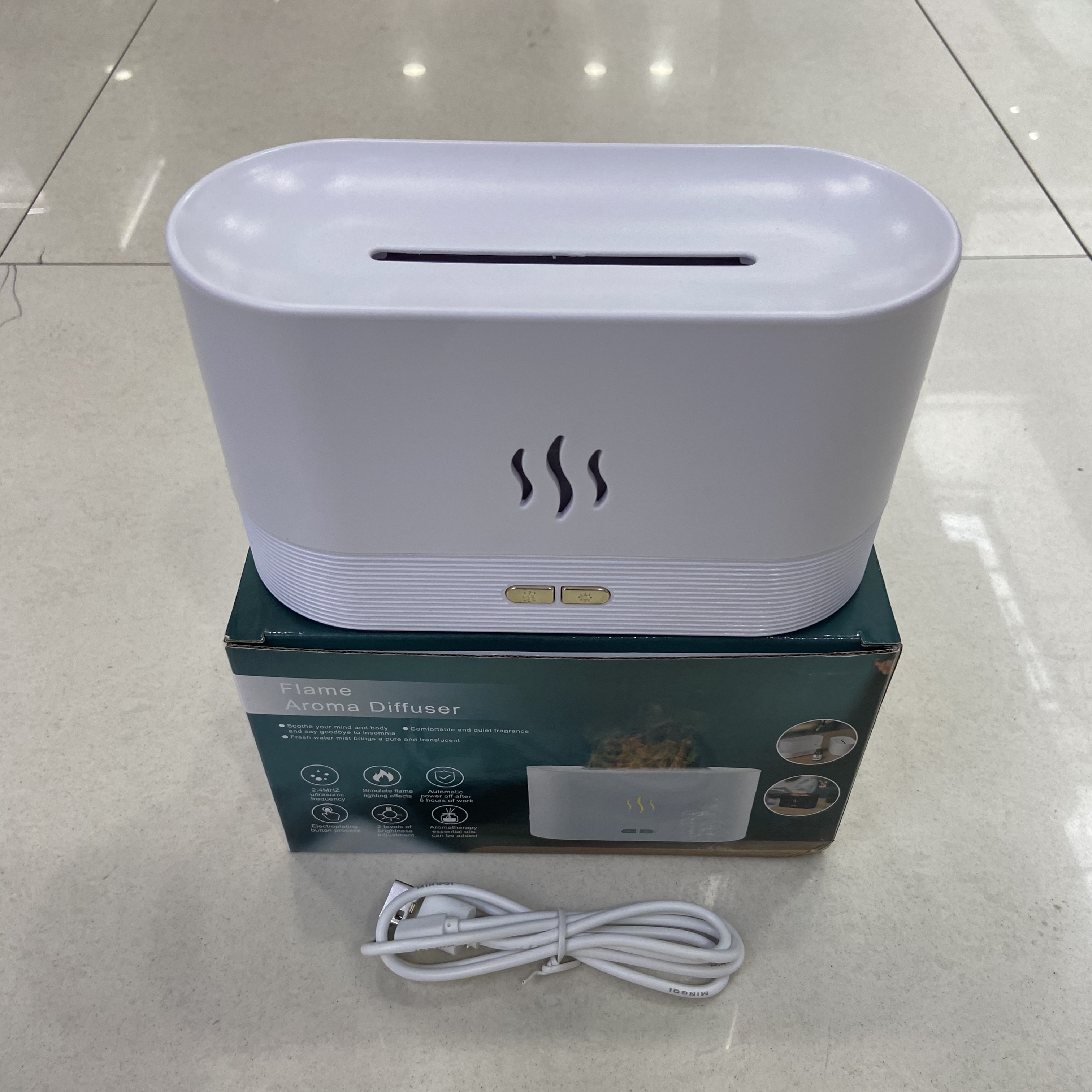 七彩渐变仿真火焰香薰机 USB空气雾化桌面加湿 家用喷香机 