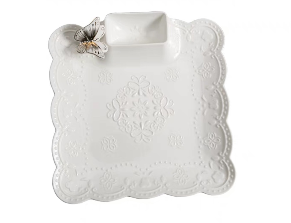 New gold-painted relief butterfly plate, ceramic dinner plate, vegetable plate, dumpling plate, fruit plate, and compartmented fruit plate Item Picture