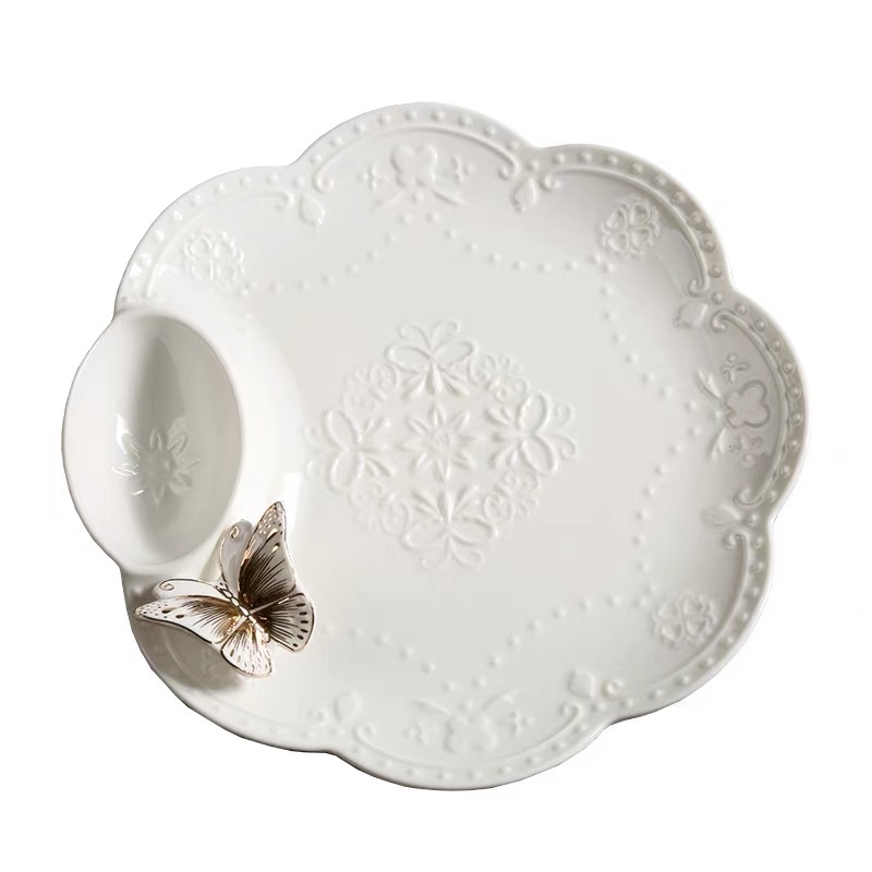 New gold-painted relief butterfly plate, ceramic dinner plate, vegetable plate, dumpling plate, fruit plate, and compartmented fruit plate Application Scenario