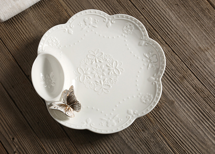 New gold-painted relief butterfly plate, ceramic dinner plate, vegetable plate, dumpling plate, fruit plate, and compartmented fruit plate
