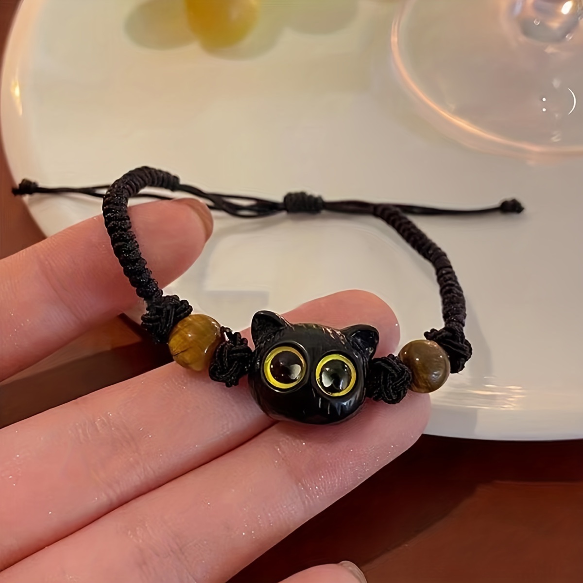 Pulsera para gatos pequeños accesorios 11 Application Scenario