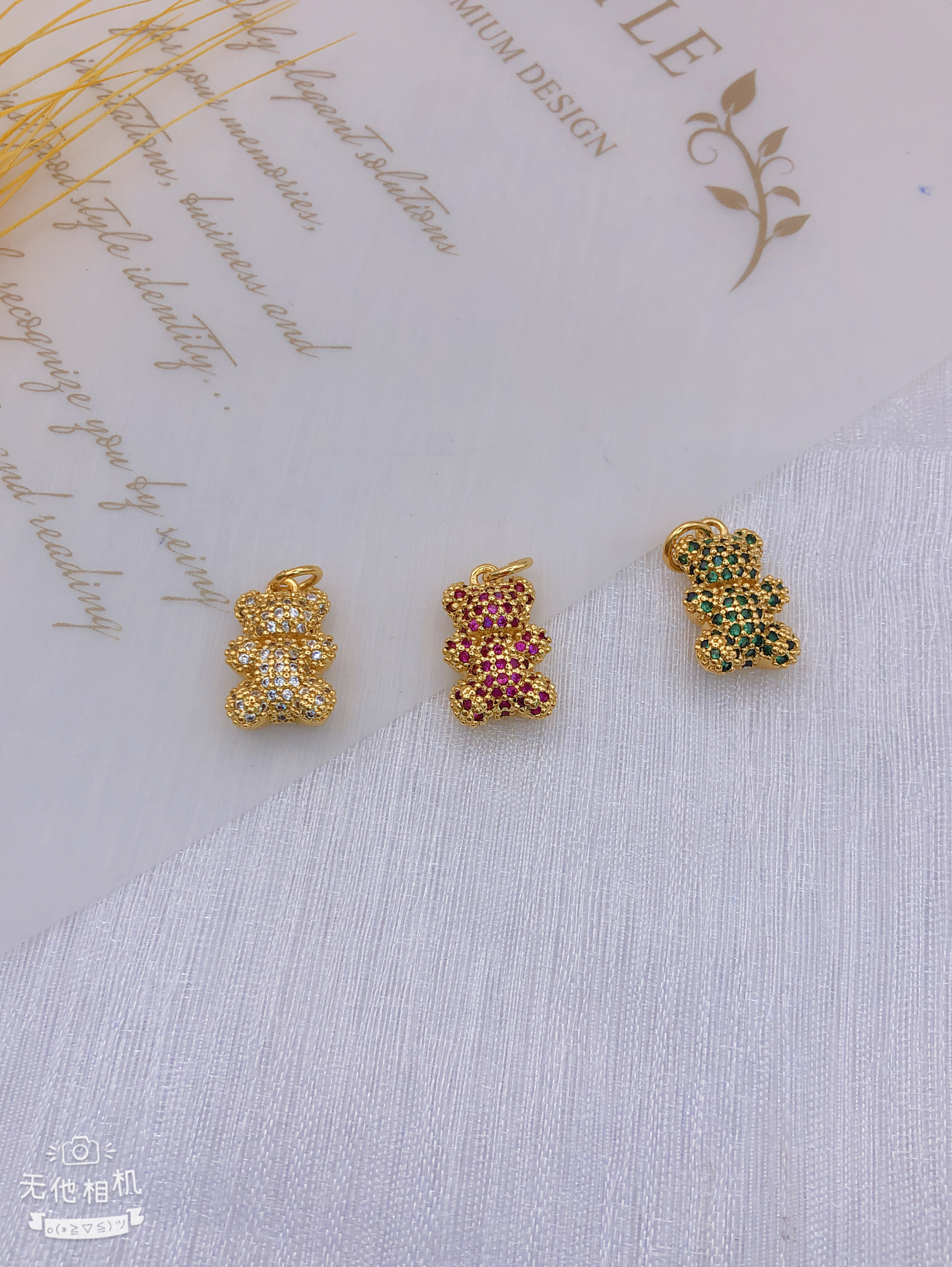 Cross border jewelry micro-inset zircon bear pendant copper gold-plated jewelry accessories thumbnail