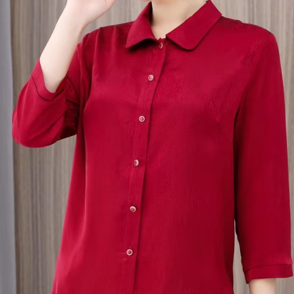 2023 New women's autumn and winter tops: Long-sleeved cardigan, silk-like red shirt for middle-aged and elderly people details Picture