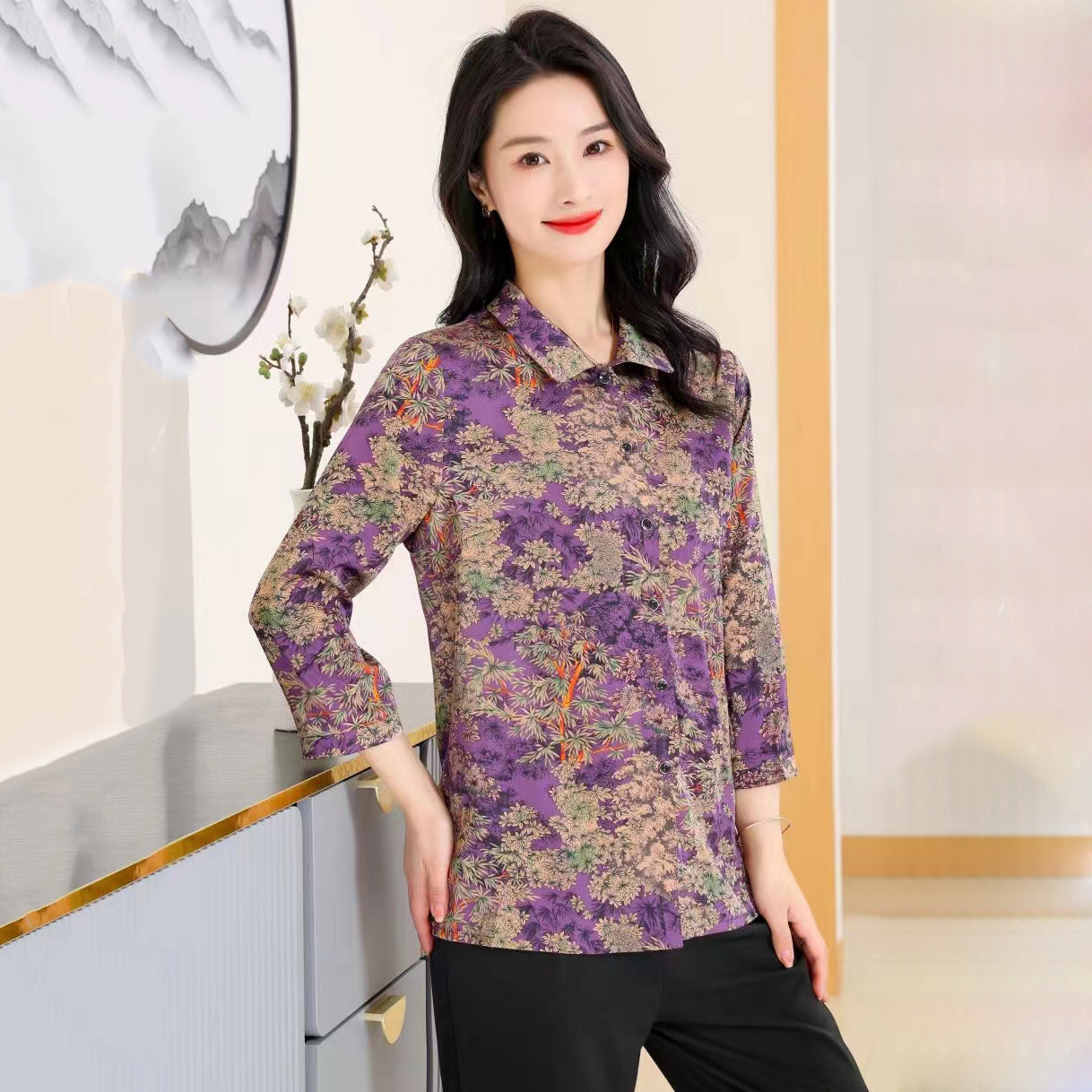 2023 New women's autumn and winter floral tops, long-sleeved cardigans for middle-aged and elderly people, silk-like shirts