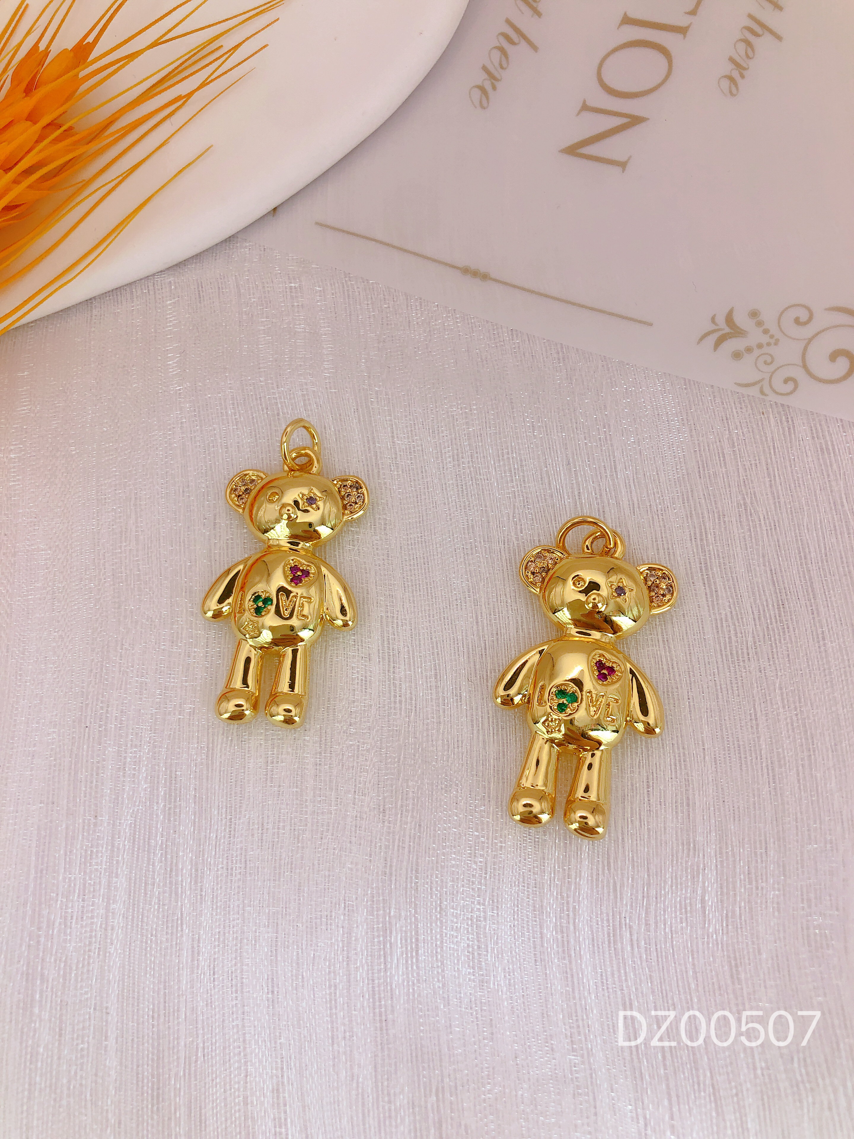 Smooth bear pendant copper gold plated cross border jewelry thumbnail