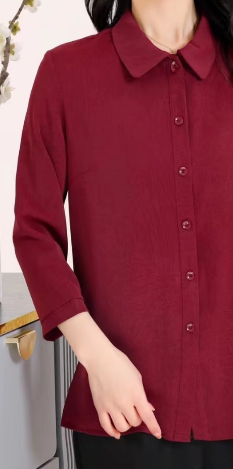 2023 New women's autumn and winter tops: Long-sleeved cardigan, silk-like dark red shirt for middle-aged and elderly people Application Scenario