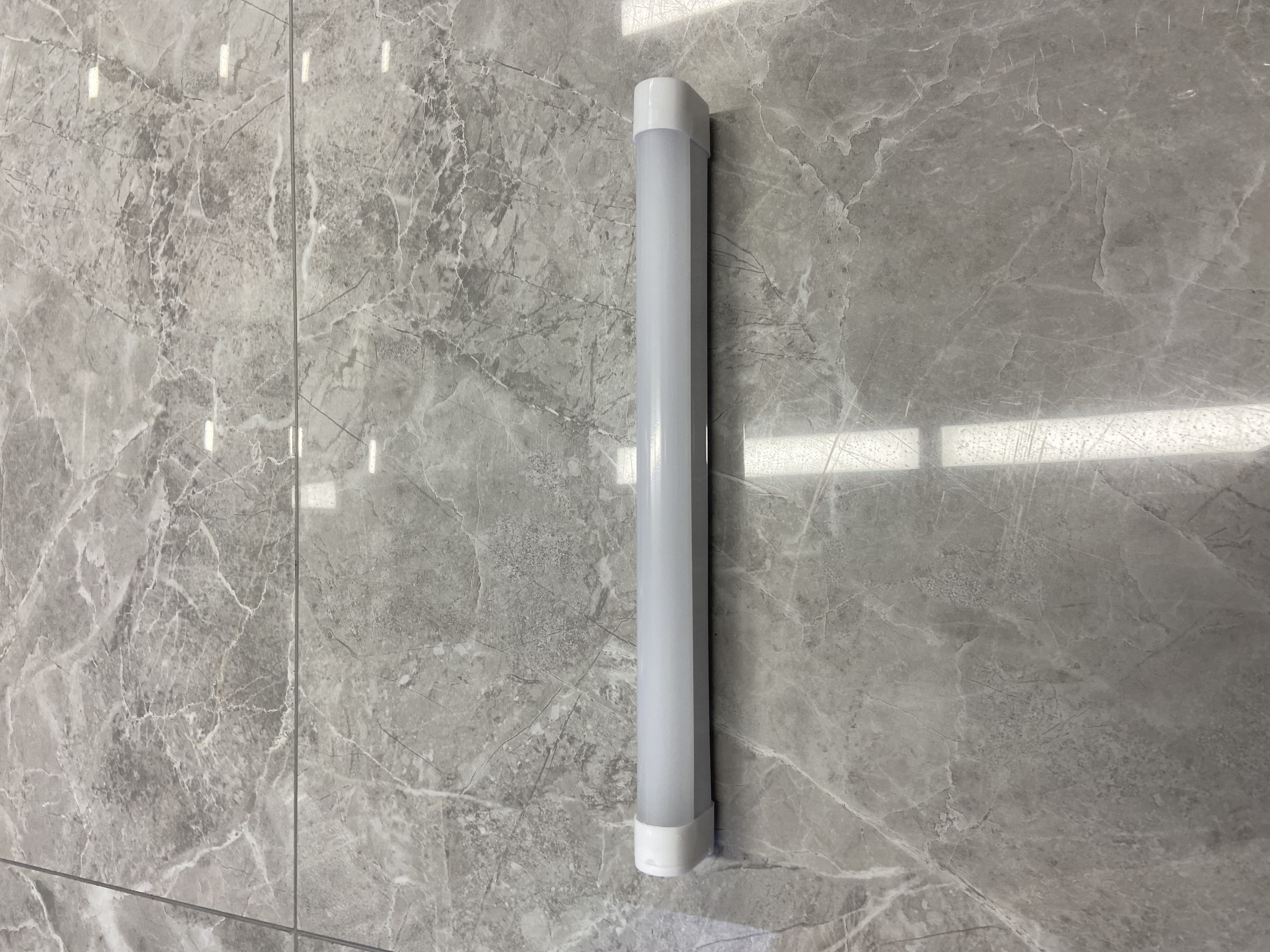 T832B灯管40W 充电灯应急灯 专用无线照明 磁吸移动家用 停电备用摆摊应急灯 