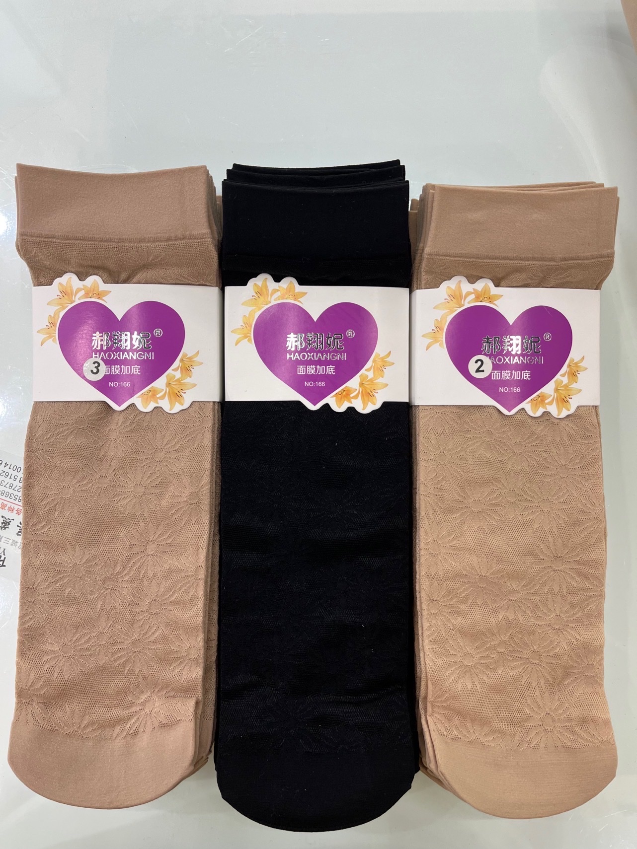 天鹅绒锦纶提花对对袜