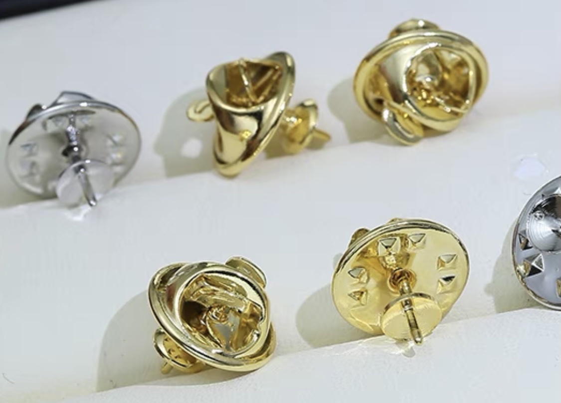 蝴蝶帽/刺马垫/蝴蝶扣细节图