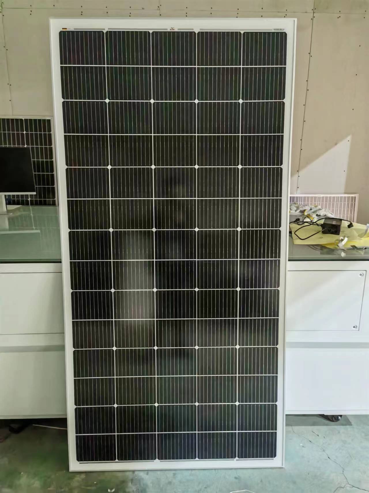 ألواح شمسية 250W