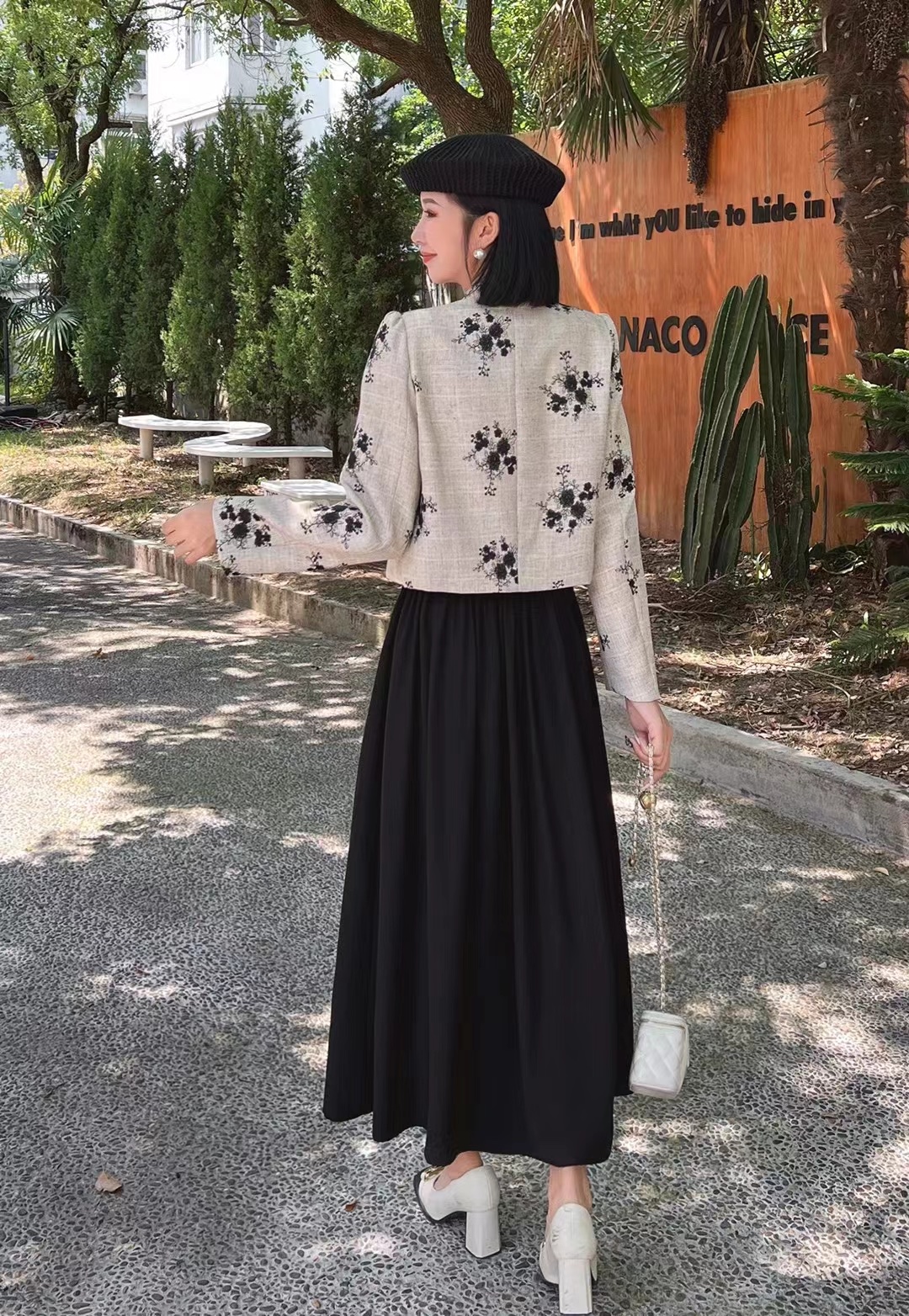 2023 New Women's Autumn and Winter two-piece long-sleeved cardigan dress set Specification image