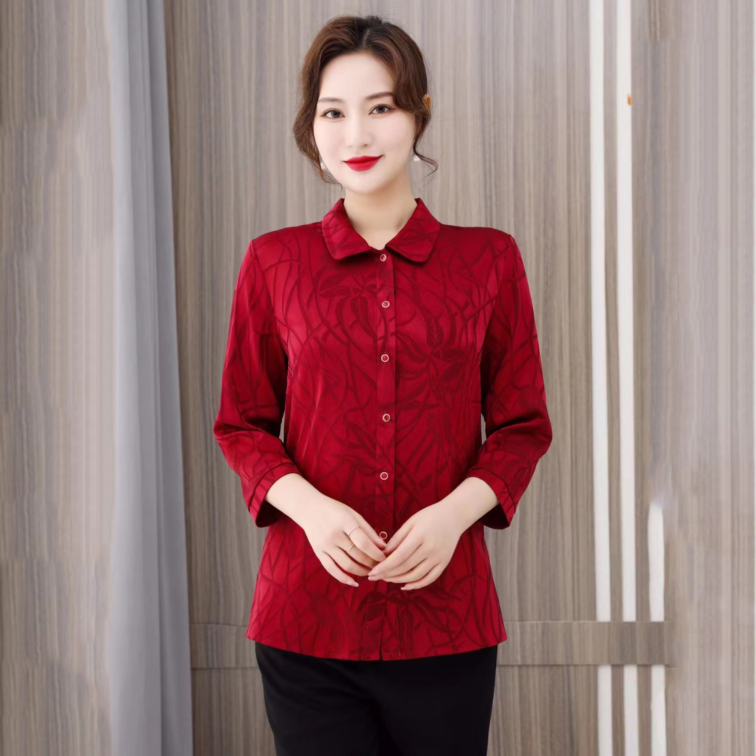 2023 New women's autumn and winter tops: Long-sleeved net red cardigan and silk-like shirt for middle-aged and elderly people